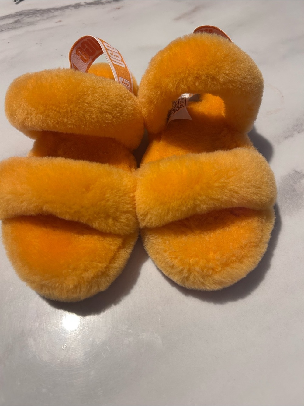 NWOB UGG slingback sz 4 slippers